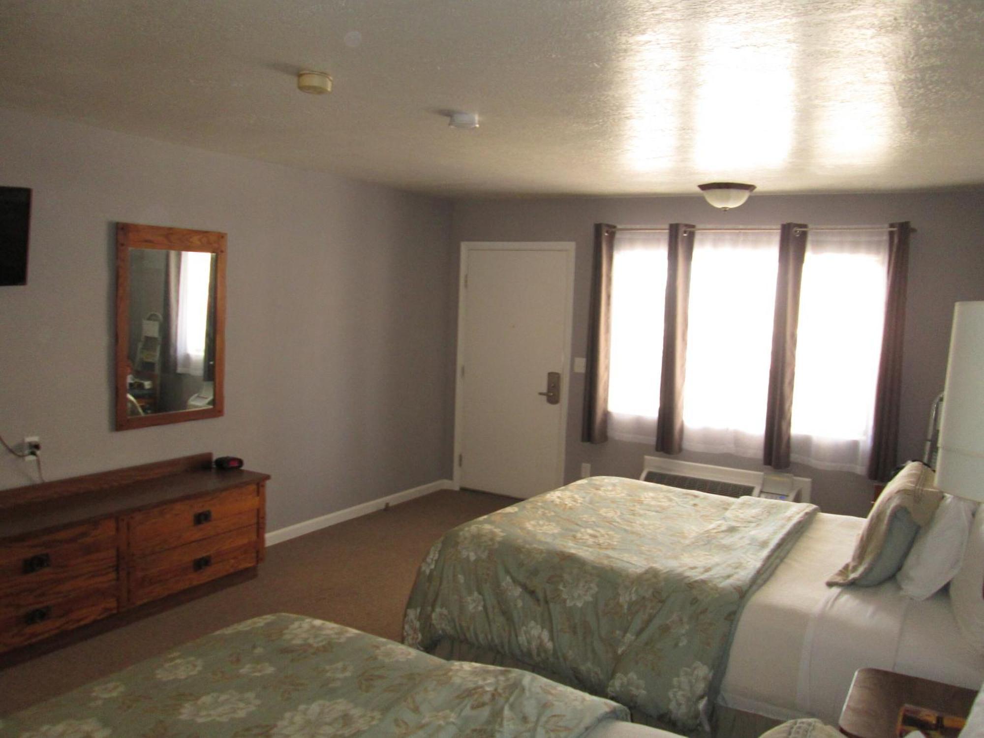 Jim Butler Inn&Suites Tonopah Zimmer foto